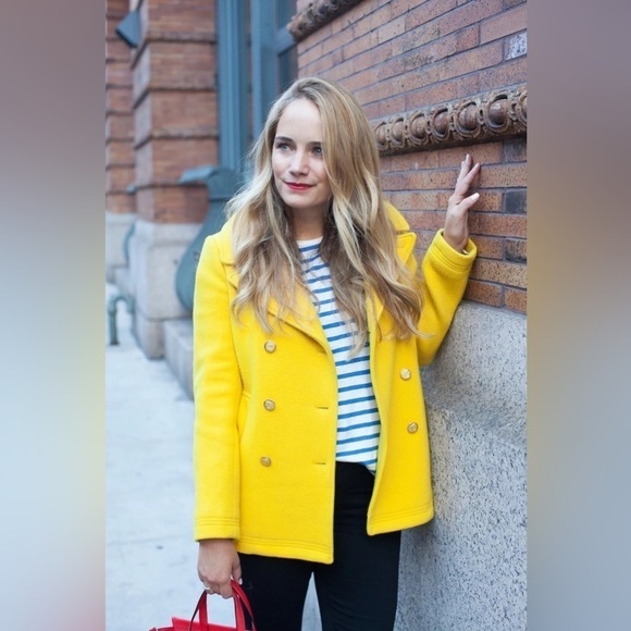 J. Crew majesty yellow button pea coat size 4 great condition - Picture 9 of 9